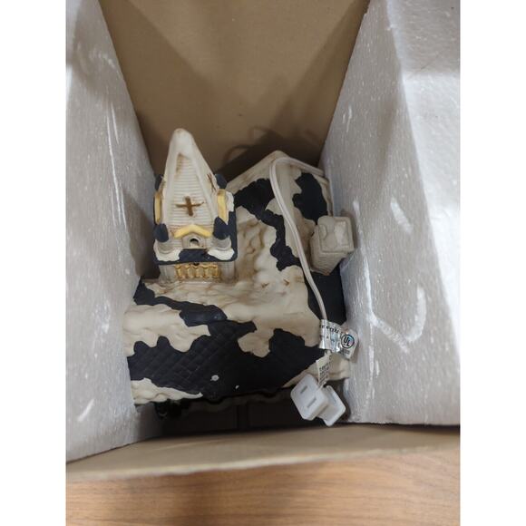 Village Square Porcelain Lighted Church 1995 Christmas Mervyns - Picture 12 of 15